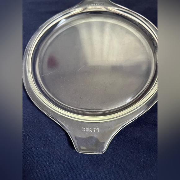 Vintage Pyrex lid size 14-470-C clear. - Picture 2 of 6